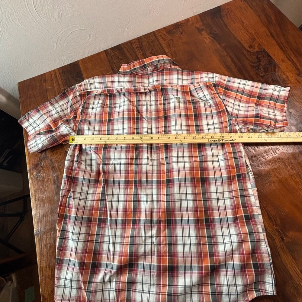 Eddie Bauer Mens M Classic Fit Short Sleeve Plaid Button Up Shirt Orange Red - Picture 6 of 8